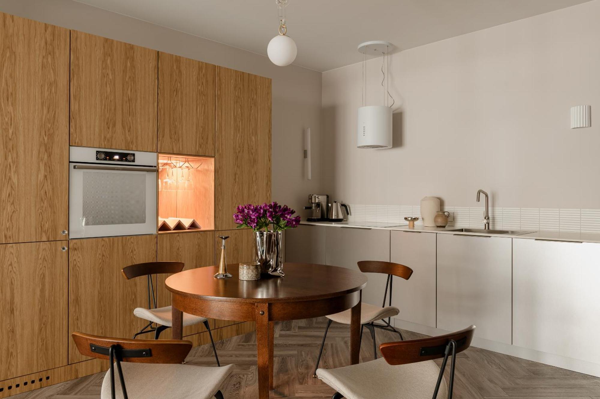 Sage Apartment *